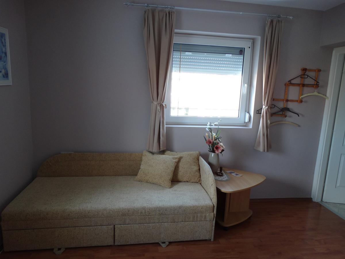 Herkules Apartman ザラカロシュ エクステリア 写真