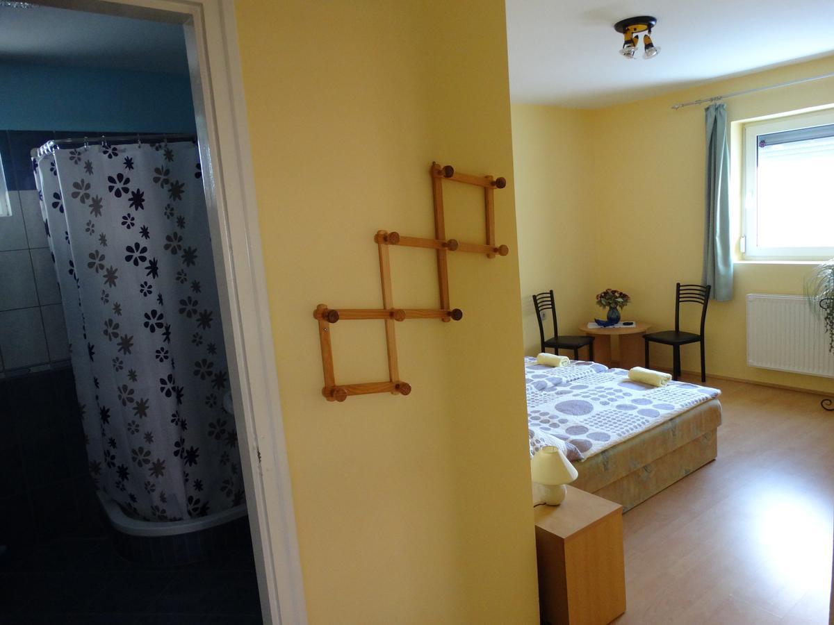 Herkules Apartman ザラカロシュ エクステリア 写真