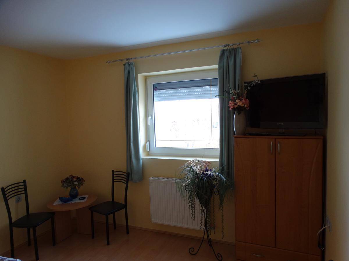 Herkules Apartman ザラカロシュ エクステリア 写真