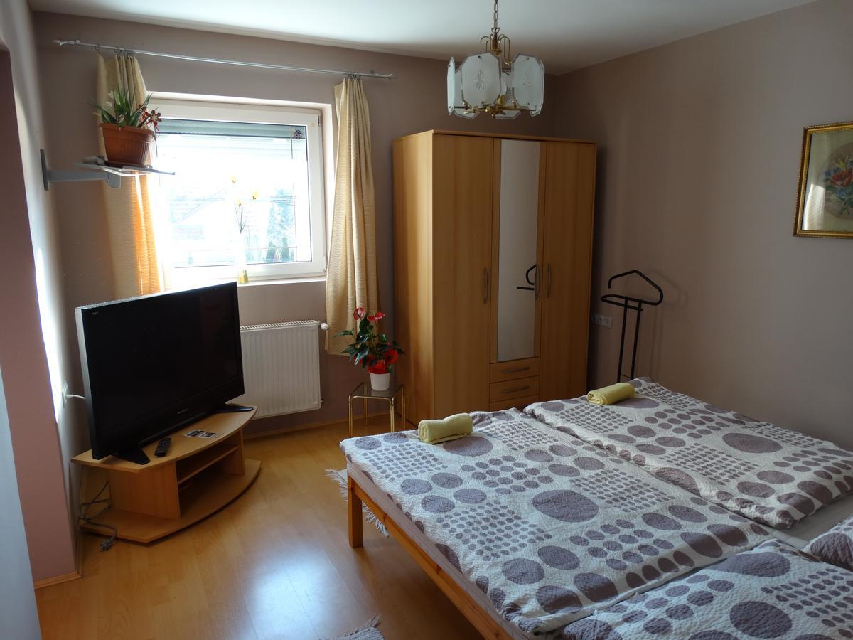 Herkules Apartman ザラカロシュ エクステリア 写真